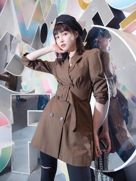 LOFT SHINE女装品牌2020秋冬纯色束腰长款外套