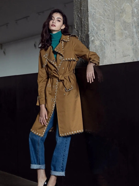 维斯提诺女装品牌2020秋季褐色束腰外套