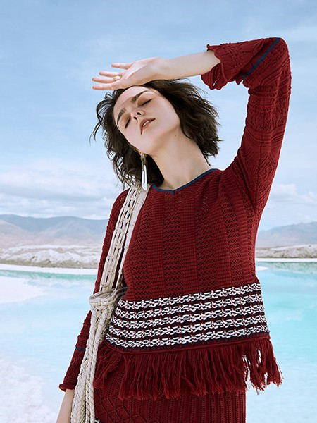 欧尚尼女装品牌2020春夏红色针织衫