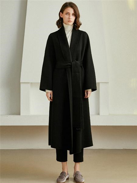 丽莫女装品牌2020秋季黑色舒适长款外套