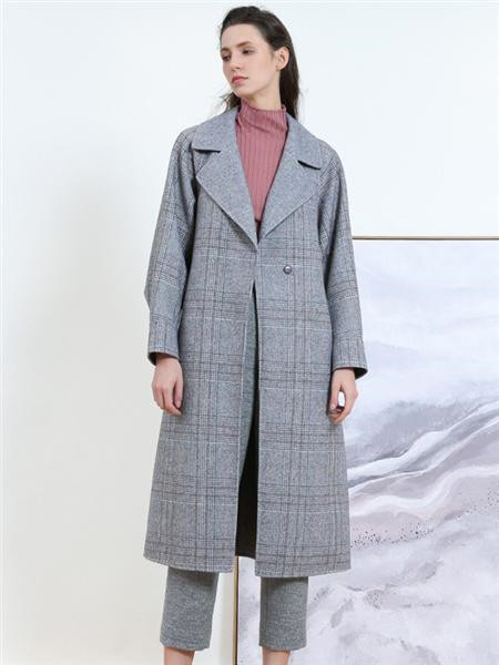丽莫女装品牌2020秋季灰色木耳边保暖长款外套