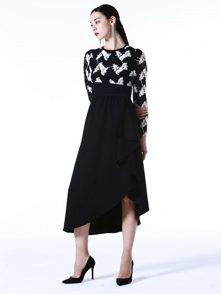 Vesper Lynd女装品牌2020秋冬黑色高腰复古半身裙