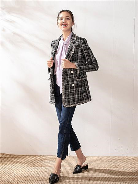蒂蒂卡娜女装品牌2020秋季格子外套