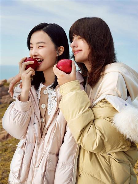 F.SHINE女装品牌2020秋冬纯色羽绒外套