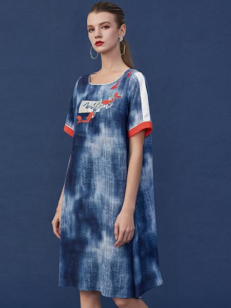 五色风马WSFM女装品牌2020秋季蓝白渐变短袖连衣裙
