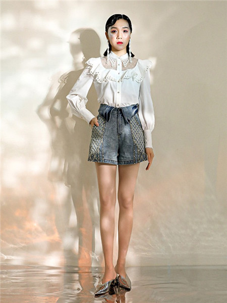OceanFlame女装品牌2020秋冬个性白色长袖衬衫