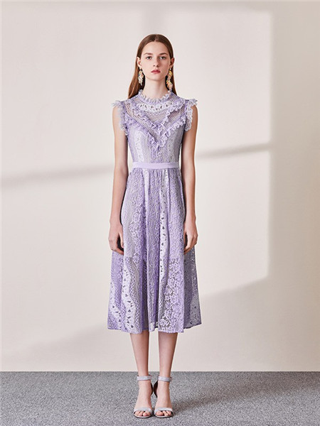 MissLace女装品牌2020春夏紫色花边蕾丝连衣裙
