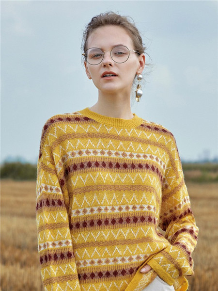 木茜格MUSIG女装品牌2020秋季黄色条纹圆领针织衫