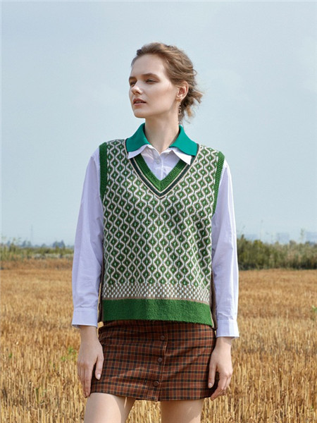 木茜格MUSIG女装品牌2020秋季无袖绿色条纹针织衫