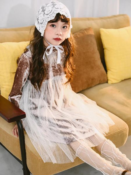 草莓家族童装品牌2020秋冬白色半透半身裙
