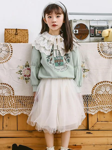 草莓家族童装品牌2020秋冬青色印花针织衫