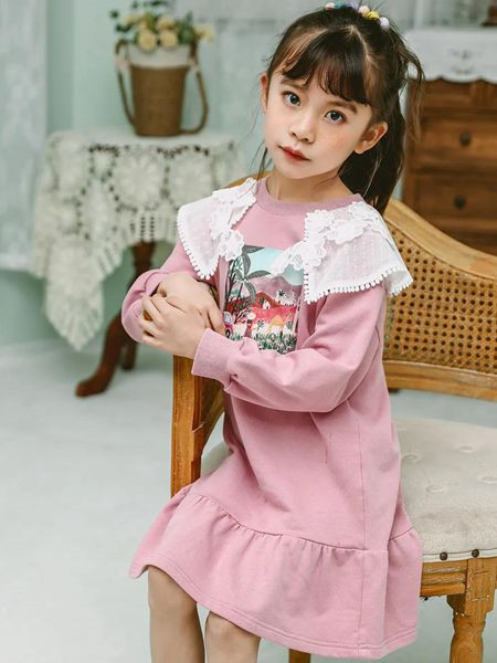 草莓家族童装品牌2020秋冬粉色圆领针织连衣裙