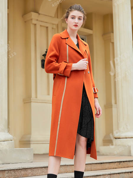 金蝶茜妮女装品牌2020秋冬橙色长款大衣