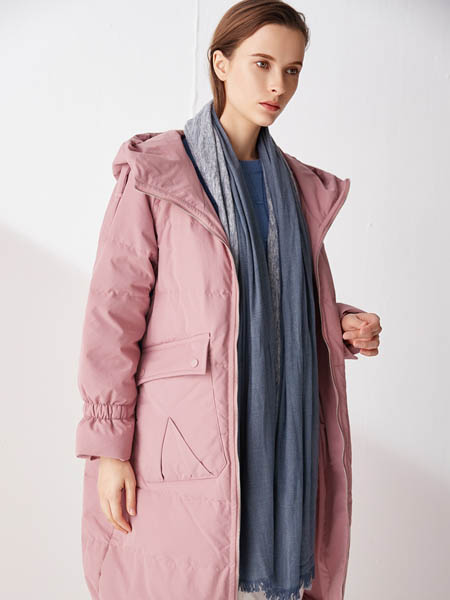 约布女装品牌2020秋冬粉色羽绒外套
