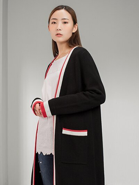 巧帛 - chaber女装品牌2020秋冬黑色条纹风衣