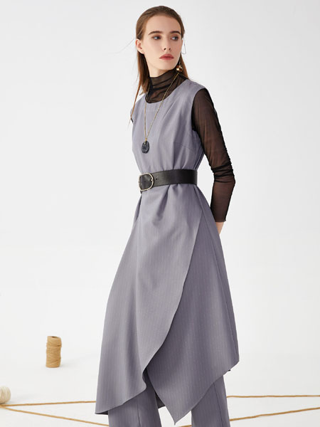 针线时光女装品牌2020秋季复古薄纱灰色连衣裙