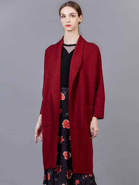 showlong、舒朗、美之藤、高歌女装品牌2020秋冬玫瑰红中长款毛呢大衣