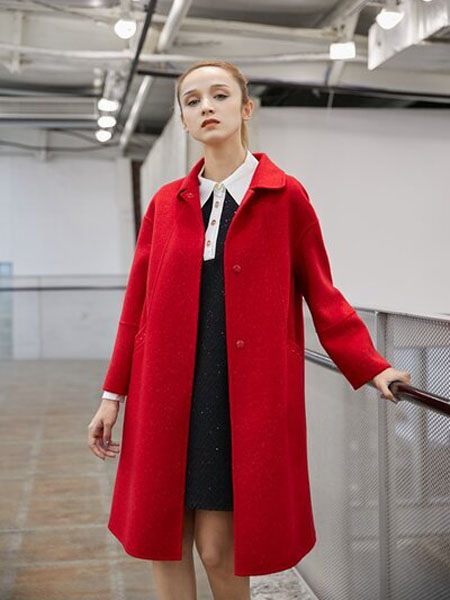 雁腾逸女装品牌2020秋冬红色时尚长款外套