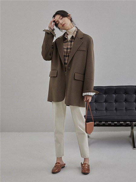 Orange Desire女装品牌2020秋冬棕色个性西装外套