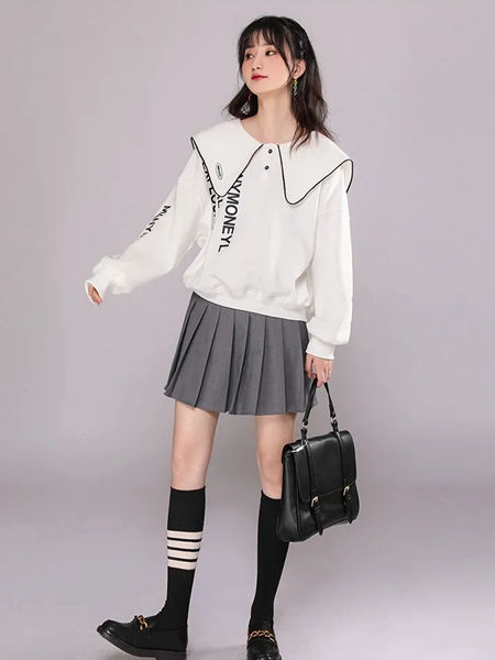 韩依瑞女装品牌2020秋冬字母时尚白色上衣
