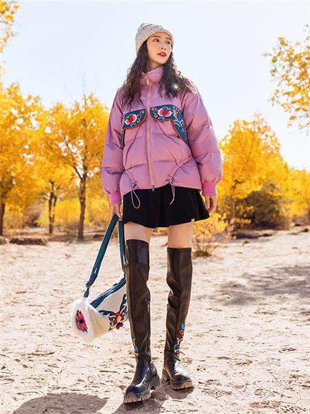 素萝女装品牌2020秋冬粉紫色抽绳下摆宽松外套