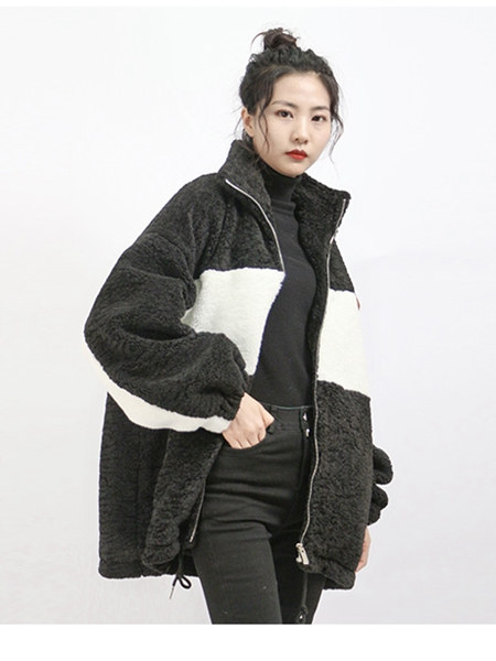 UZZU女装品牌2020秋冬黑白配色时尚大气毛绒外套