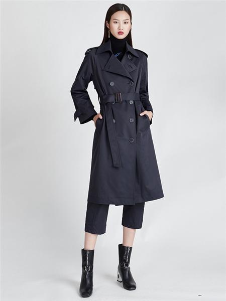 安可儿女装品牌2020秋冬黑色双排扣束腰风衣