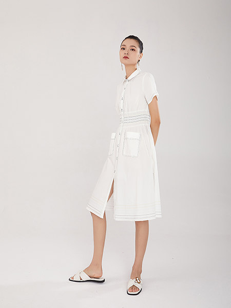 EATCH女装品牌2021春夏白色方袋翻领衬衫开衫裙