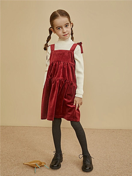 棉先生（男装）、初棉（女装）、棉叔叔（童装）童装品牌2020秋冬红色吊带毛呢连衣裙