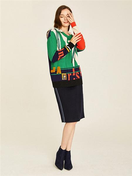 敦奴女装品牌2020秋冬新颖印花时尚女神上衣