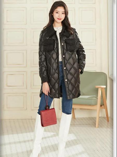 杨门女装品牌2020秋冬黑色菱格中长款羽绒服