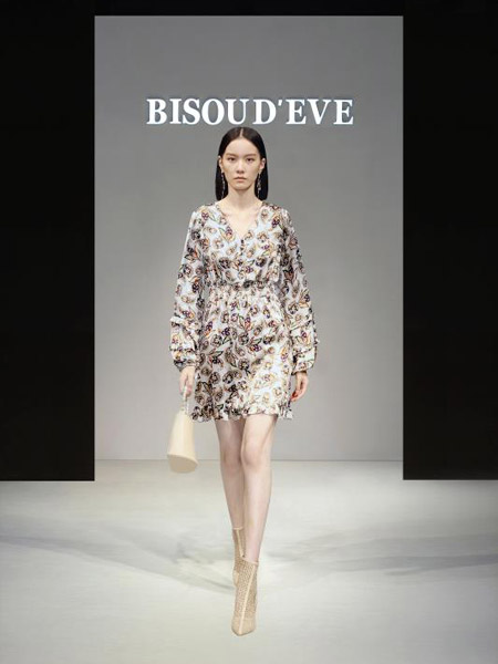 碧淑黛芙女装品牌彩38平台2021春夏休闲淑女雪纺