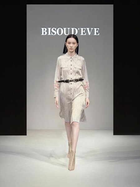 碧淑黛芙女装品牌彩38平台2021春夏淑女商务成熟