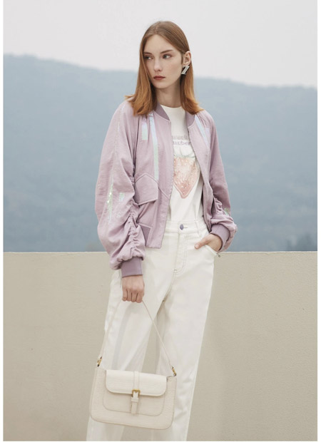 如缤女装品牌2021春季淡紫色棒球服外套