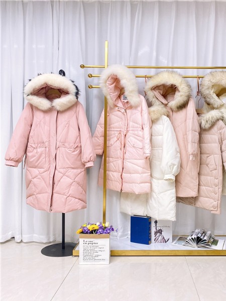 开品牌女装折扣店从哪里进货便宜?