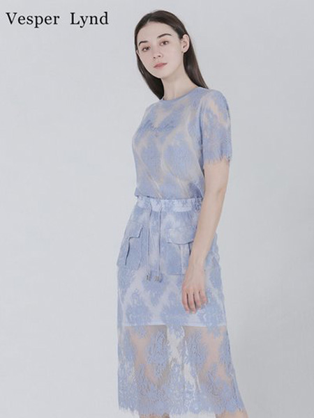Vesper Lynd女装品牌2021春夏浅紫色雪纺