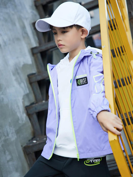 可趣可奇童装品牌2021春夏紫色外套