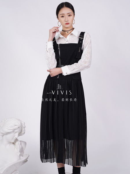 薇薇希女装品牌2021春夏吊带长裙