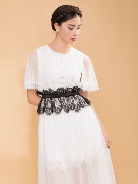 蒂斯弗女装品牌2021春夏白色网纱连衣裙