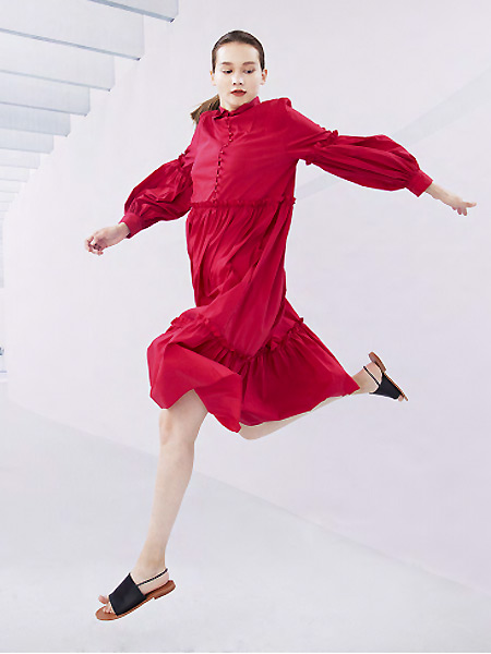 ZAIN形上女装品牌2021春夏红色宽松长裙