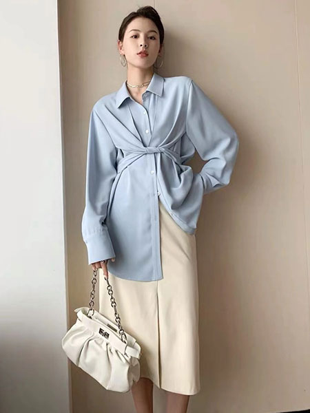 珂希莉女装品牌彩38平台2021春夏时尚蓝色外衣