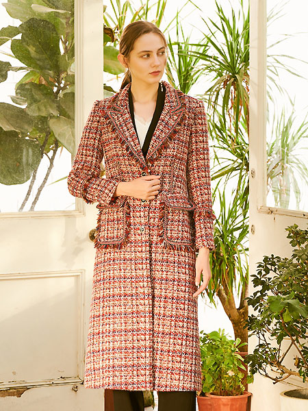 贝洛安女装品牌2021春夏甜美外套大衣