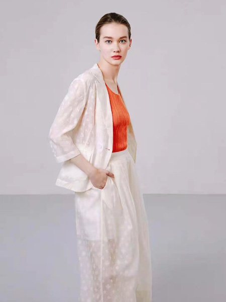 ZAIN形上女装品牌2021春夏时尚米色印花套装