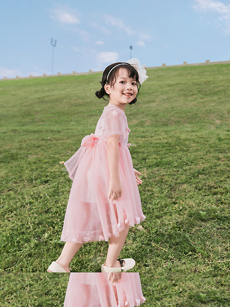卡贝鱼童装品牌2021春夏粉色甜美连衣裙