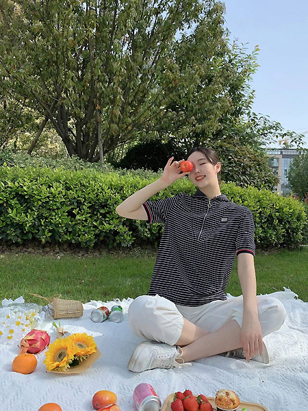 基弟女装品牌2021夏季条纹宽松弹力T恤