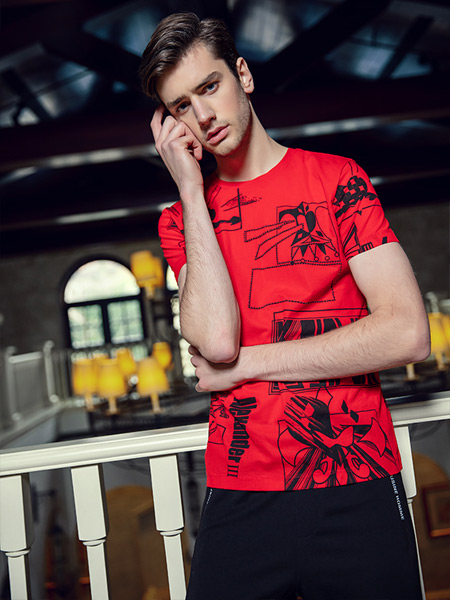 步西尼男装品牌2021夏季中性个性红色T恤