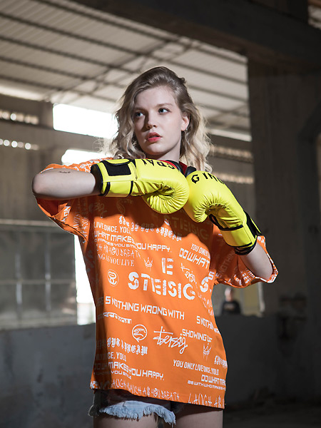 巢乐可思运动装品牌2021夏季个性橙色T恤
