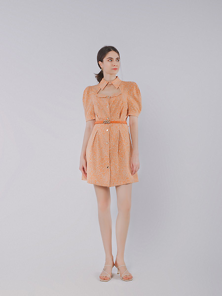 VESPER LYND女装品牌2021夏季橙色翻领短裙
