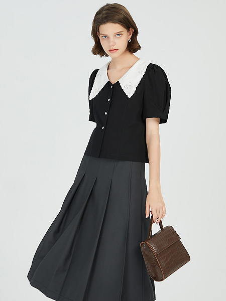 拉夏贝尔女装品牌2021夏季学院风套裙