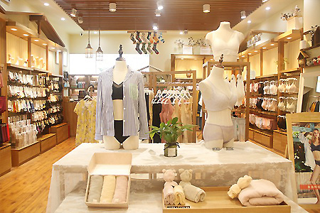 木棉纺品牌店铺展示
